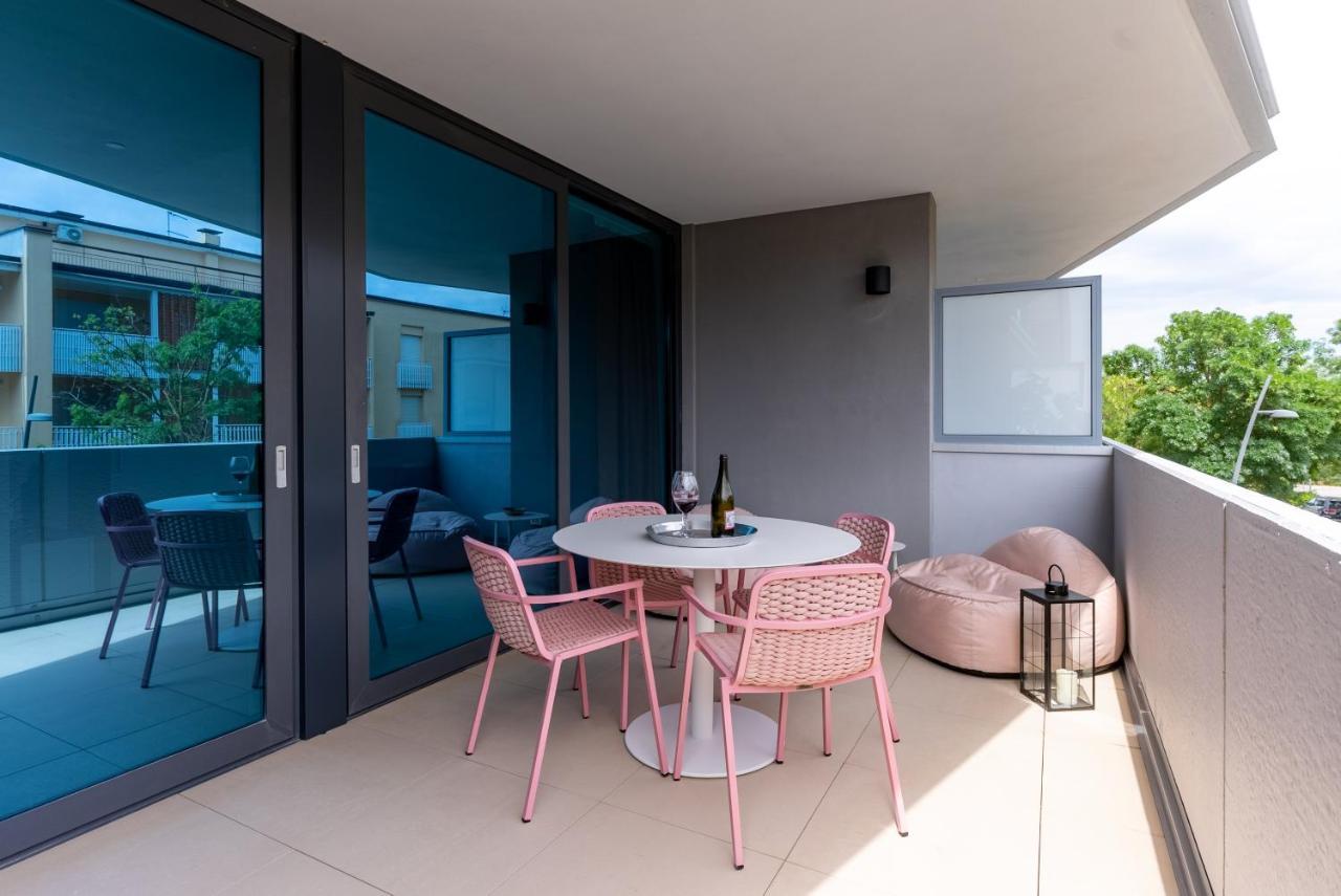Aparthotel Zefiro Com Design, Large Terrace, Bike, Near Beach And Thermal 格拉多 外观 照片