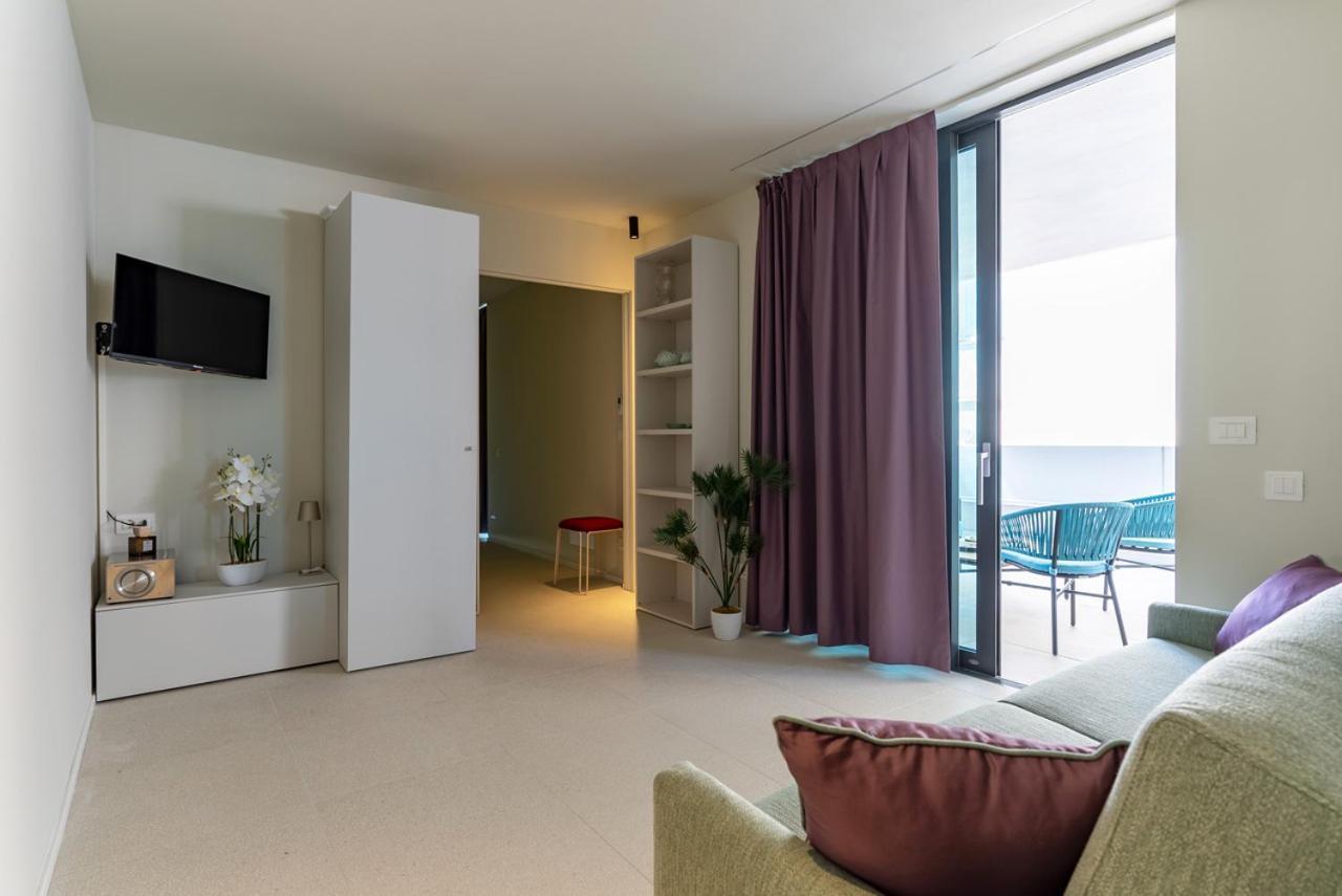 Aparthotel Zefiro Com Design, Large Terrace, Bike, Near Beach And Thermal 格拉多 外观 照片