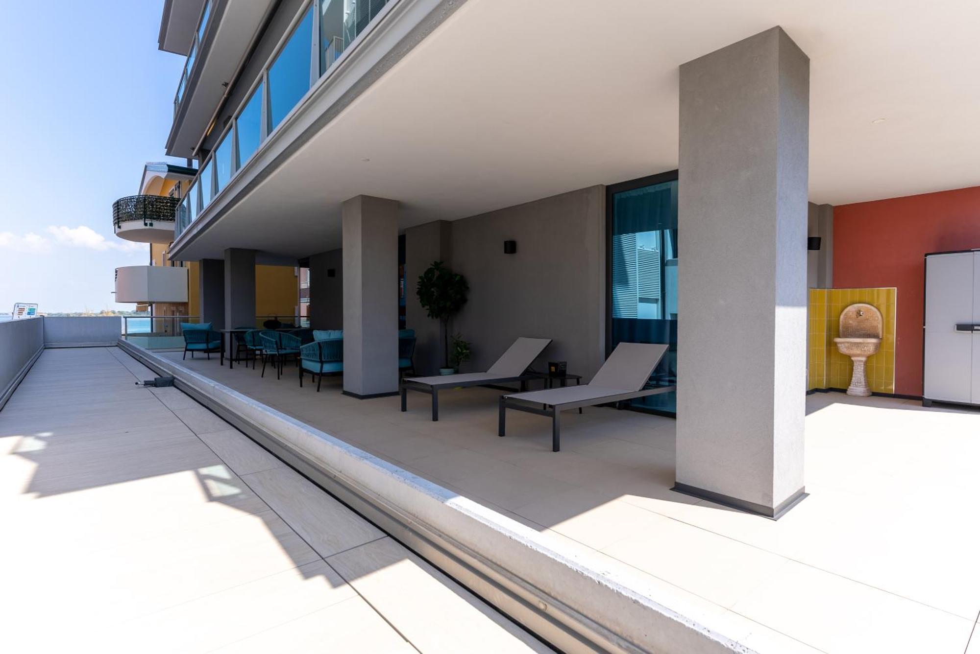 Aparthotel Zefiro Com Design, Large Terrace, Bike, Near Beach And Thermal 格拉多 外观 照片